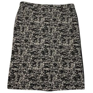 Women’s “Premise” Black and White Patterned Pencil Skirt Size 8